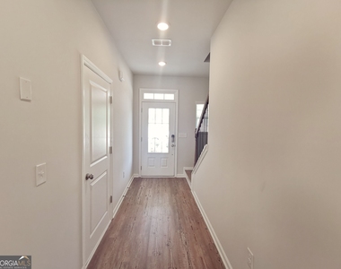 154 Green Love Lane - Photo Thumbnail 2