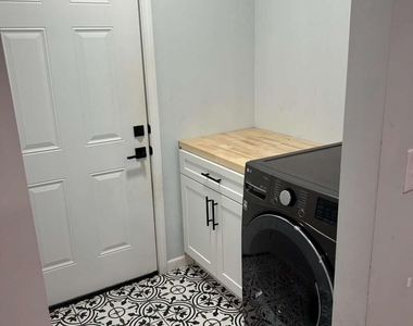 2210 Chaparral Drive - Photo Thumbnail 3