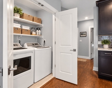 87 Benjamin St - Photo Thumbnail 3