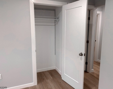 285 Stamets Rd - Photo Thumbnail 9