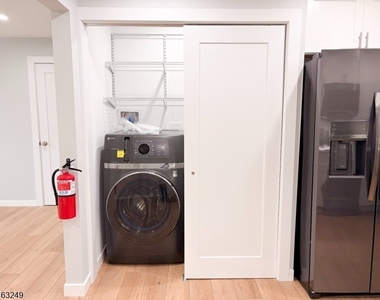 285 Stamets Rd - Photo Thumbnail 12
