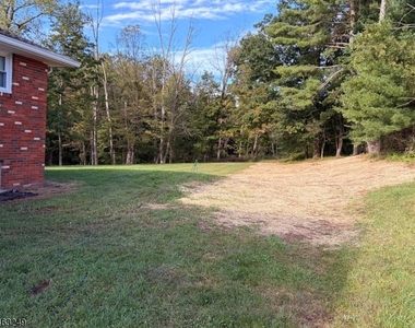 285 Stamets Rd - Photo Thumbnail 3