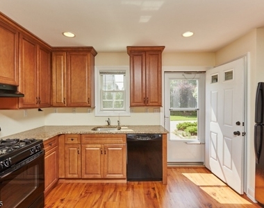 75 Central Ave - Photo Thumbnail 7