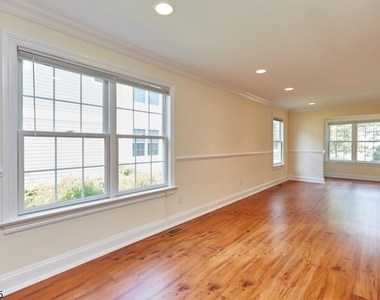 75 Central Ave - Photo Thumbnail 2