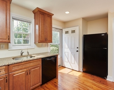 75 Central Ave - Photo Thumbnail 5