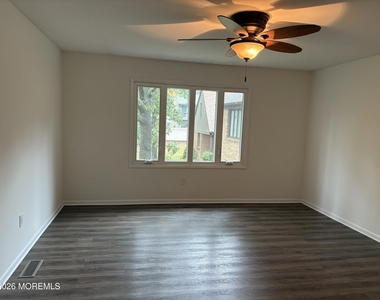 306 Cutty Court - Photo Thumbnail 11