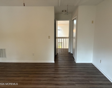 306 Cutty Court - Photo Thumbnail 12