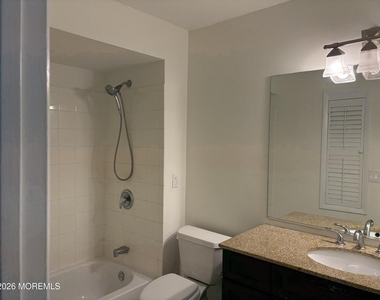 306 Cutty Court - Photo Thumbnail 10