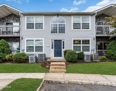 13 Diane Drive - Photo Thumbnail 23