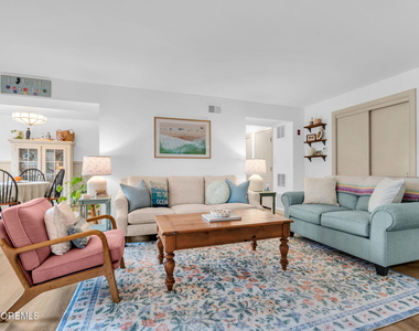 13 Diane Drive - Photo Thumbnail 4