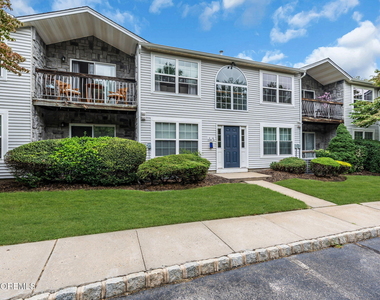 13 Diane Drive - Photo Thumbnail 1