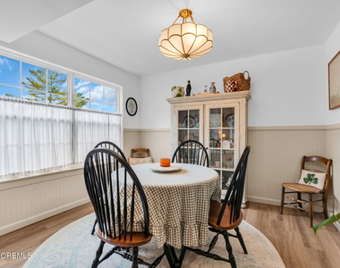 13 Diane Drive - Photo Thumbnail 6