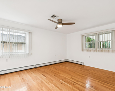 112 Barbuda Street - Photo Thumbnail 16