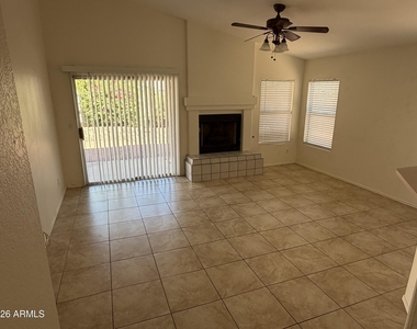 1378 E Cullumber Street - Photo Thumbnail 3