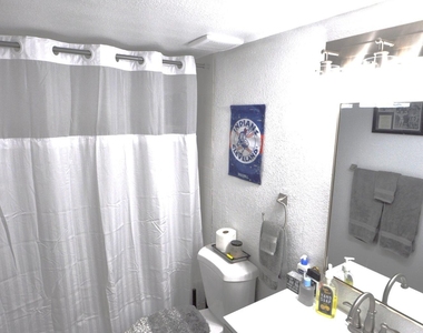3314 N 68th Street - Photo Thumbnail 5