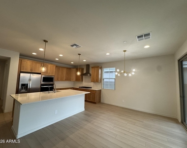 31932 N 134th Drive - Photo Thumbnail 5