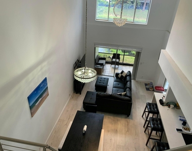 2226 Discovery Circle W - Photo Thumbnail 6