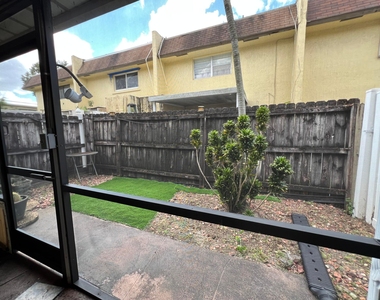 6542 Sw 41st Street - Photo Thumbnail 18