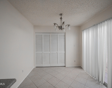 2606 E Windsor Avenue - Photo Thumbnail 9