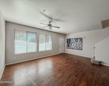 21655 N 36th Avenue - Photo Thumbnail 6