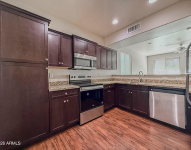 21655 N 36th Avenue - Photo Thumbnail 7