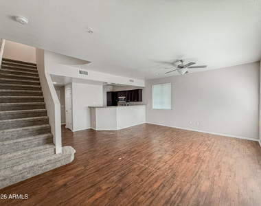 21655 N 36th Avenue - Photo Thumbnail 4