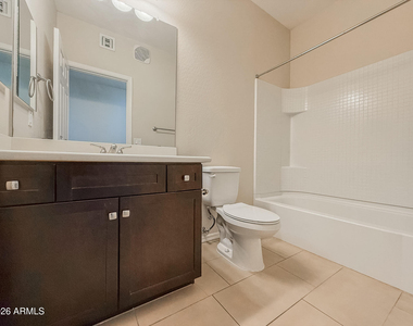 21655 N 36th Avenue - Photo Thumbnail 13