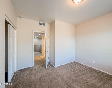 21655 N 36th Avenue - Photo Thumbnail 15
