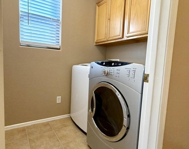 24637 N 65th Avenue - Photo Thumbnail 13