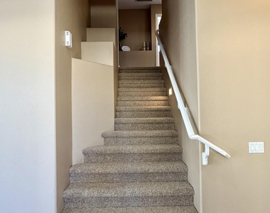 24637 N 65th Avenue - Photo Thumbnail 14