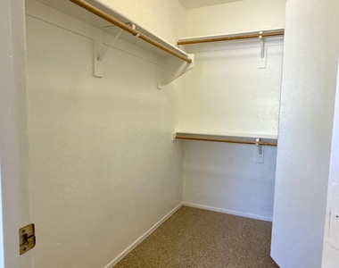 24637 N 65th Avenue - Photo Thumbnail 24