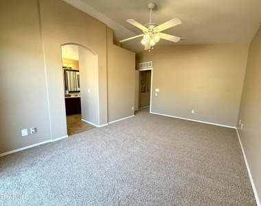 24637 N 65th Avenue - Photo Thumbnail 17