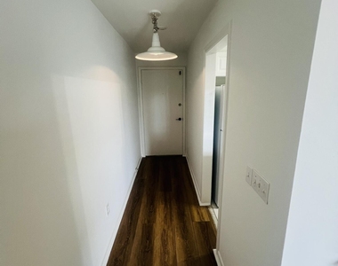 1281 Plaza Circle - Photo Thumbnail 1