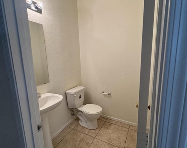 3209 W Saint Catherine Avenue - Photo Thumbnail 12