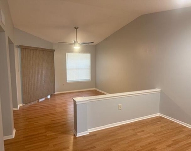 4807 Via Palm Lakes - Photo Thumbnail 4