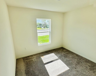 2981 Sw Rosser Boulevard - Photo Thumbnail 7