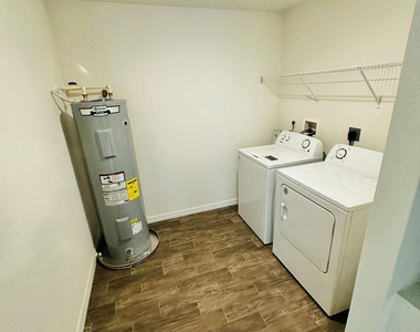 2981 Sw Rosser Boulevard - Photo Thumbnail 4