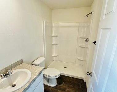 2981 Sw Rosser Boulevard - Photo Thumbnail 6