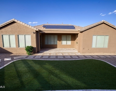 38540 N Vista Hills Court - Photo Thumbnail 8