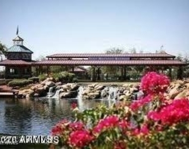 38540 N Vista Hills Court - Photo Thumbnail 41