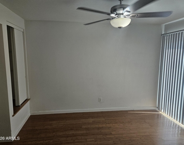 885 N Granite Reef Road - Photo Thumbnail 11