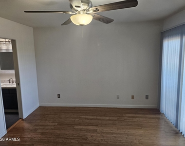 885 N Granite Reef Road - Photo Thumbnail 15