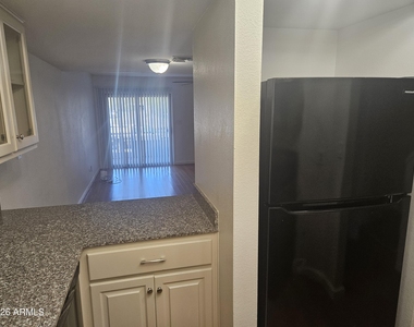 885 N Granite Reef Road - Photo Thumbnail 3