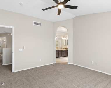 26803 N 43rd Street - Photo Thumbnail 29