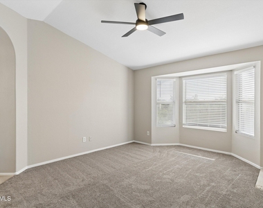 26803 N 43rd Street - Photo Thumbnail 28