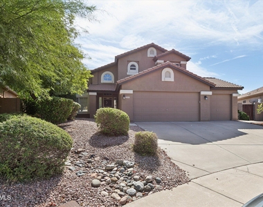 26803 N 43rd Street - Photo Thumbnail 2
