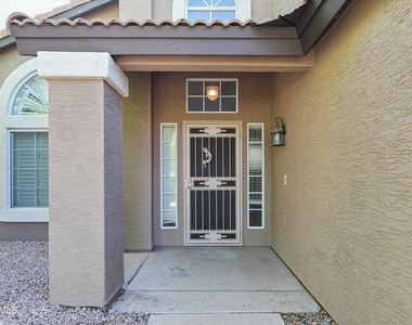 26803 N 43rd Street - Photo Thumbnail 5
