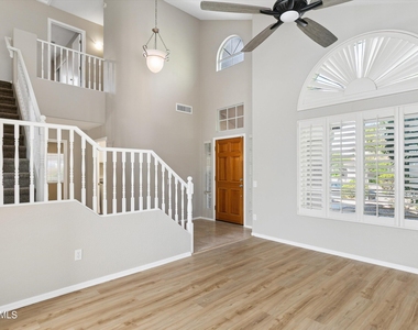 26803 N 43rd Street - Photo Thumbnail 7