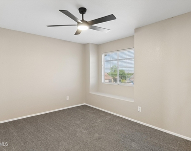 26803 N 43rd Street - Photo Thumbnail 34