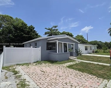 720 Locust Street - Photo Thumbnail 1